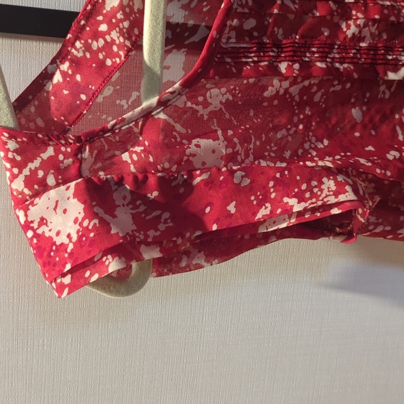 Red & White Sleeveless Blouse - Picture 3 of 7